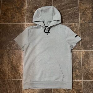 Mens Under Armour Gray Short Sleeve Fitted Hoodie Size Medium